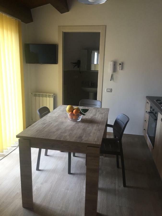 הוילה טראסיני Casa Vacanze La Pergola@ מראה חיצוני תמונה